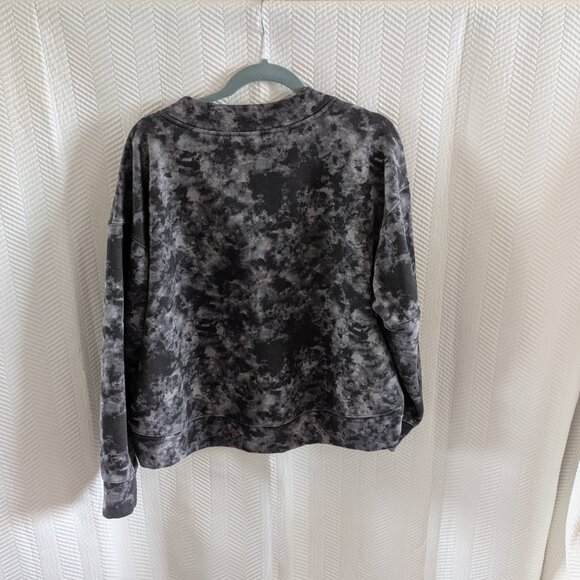 Fabletics Cozy Fleece V-Neck Sweatshirt Obsidian Tie Dye Size M Athleisure - Picture 11 of 13